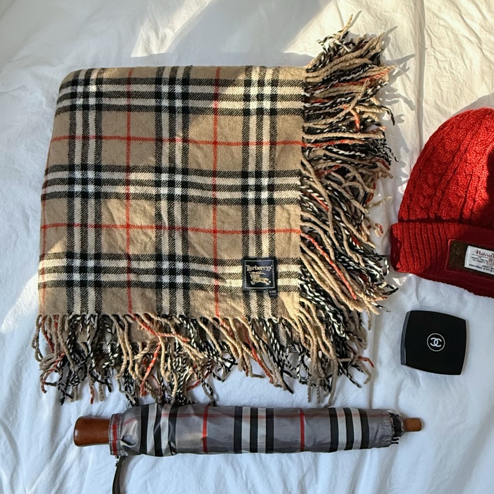 Vintage 80s BURBERRY (Burberrys) Wool Nova Check Scarf Beige🧸 in monogram